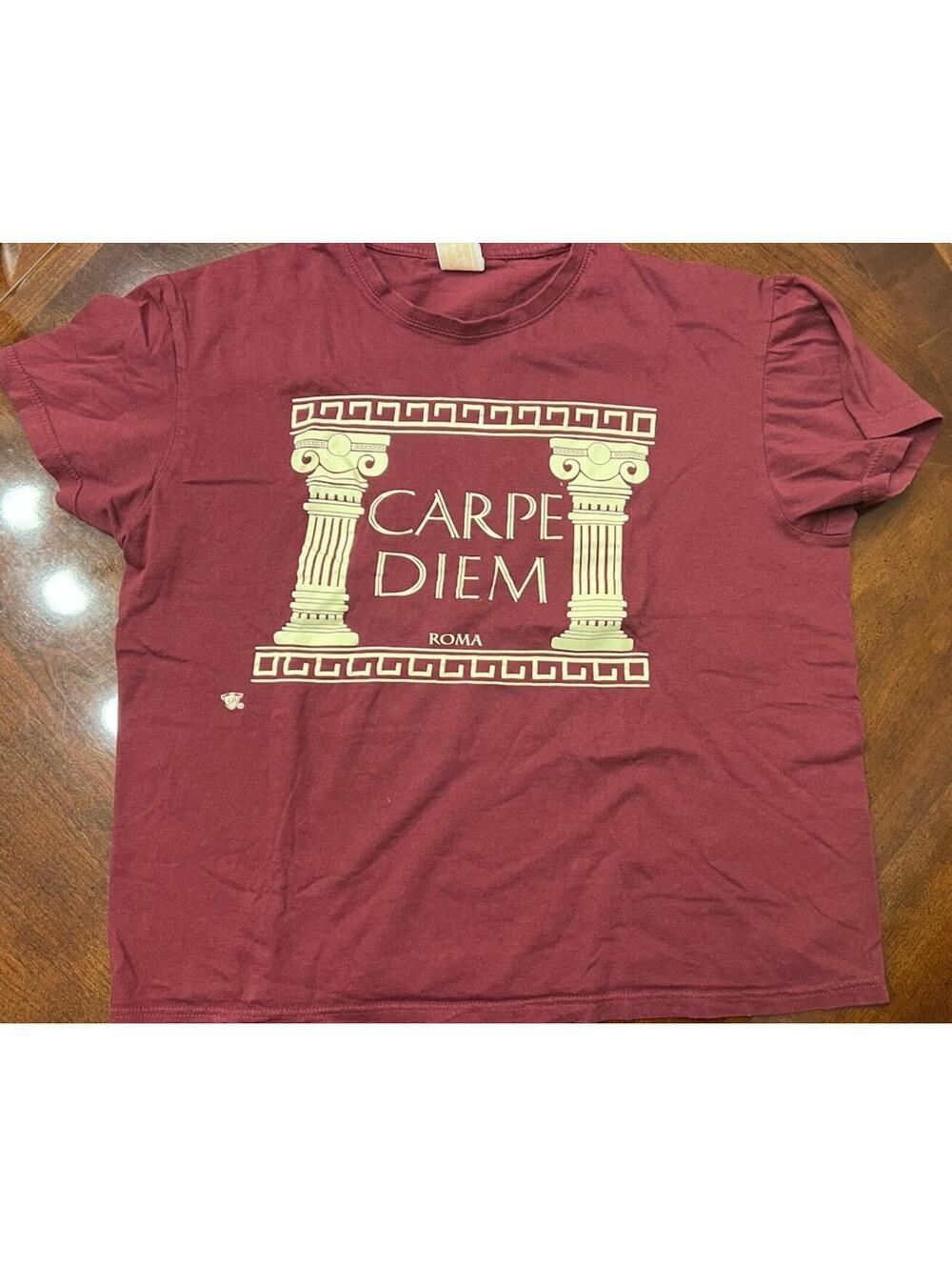 Burgundy T-Shirt Italian Phrase “Carpe Diem Roma” Medium